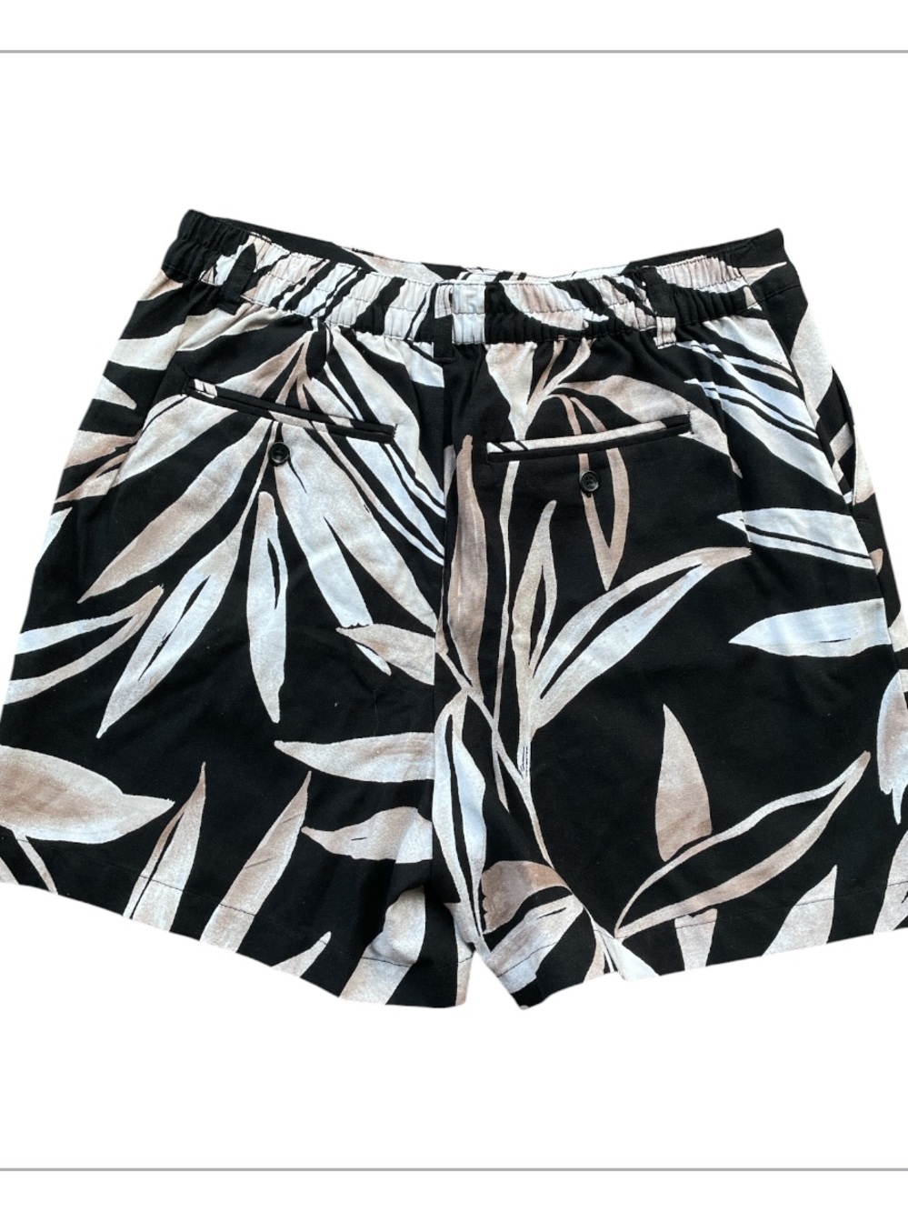 Time and Tru Black & White Palm Leaf Print Shorts – Size S linen blend vacation